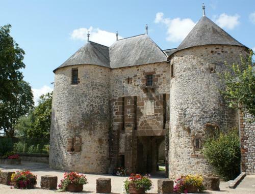 Santa Maria Vila Saint-Ouen-de-Mimbré Exterior foto